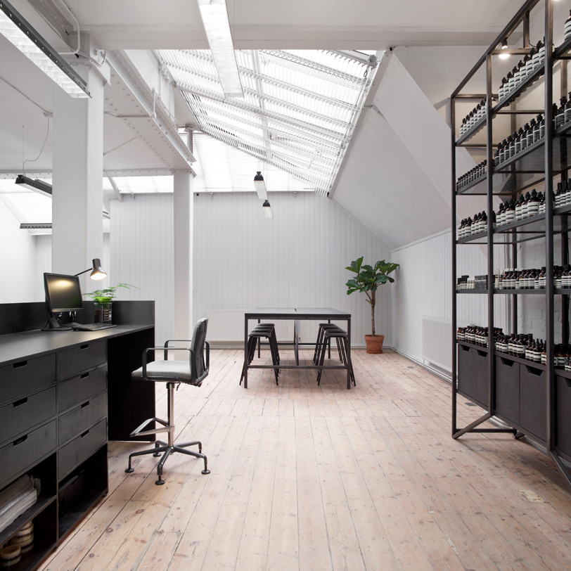 Aesop UK Headquarters Anglepoise EU